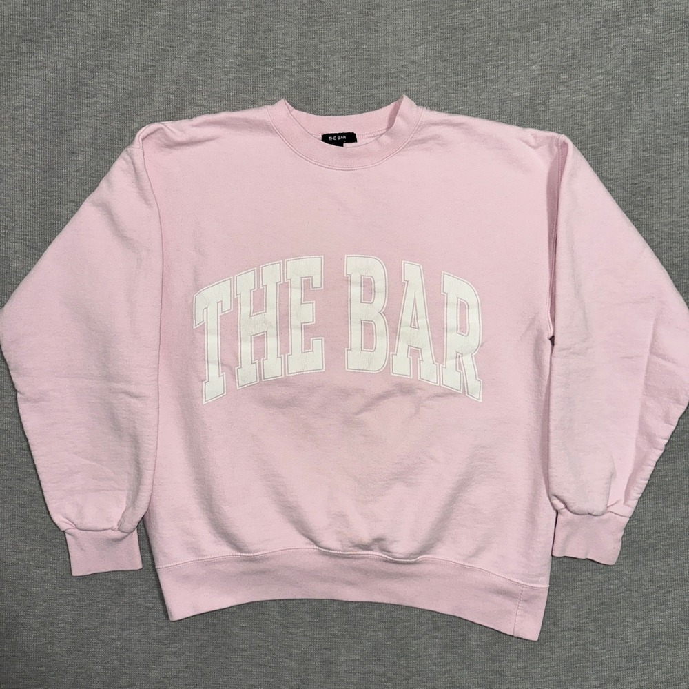 The Bar Crewneck Sweatshirt Pink Arch Logo Graphic Pullover Mens Medium